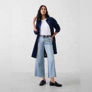 Banana Republic High Rise Wide Leg Cropped Jean 28 Regular Light Wash NWT